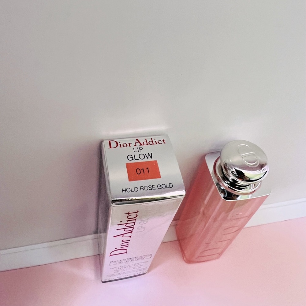 100% Authentic Dior Addict Lip Glow in 011 Holo Rose Gold - NEW